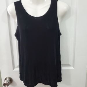 Silky feeling black tank top
